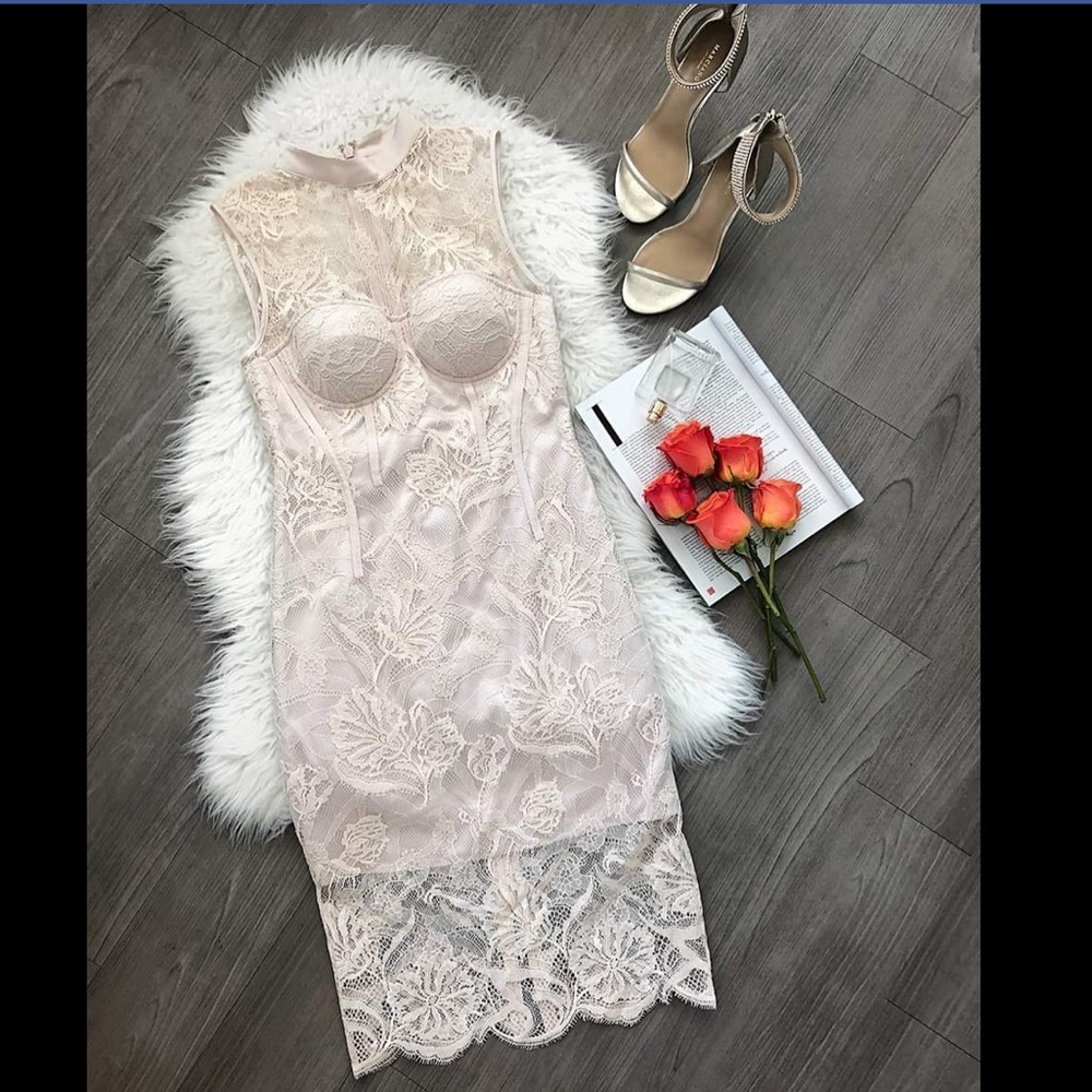 Euc Guess Marciano Lou Lace Midi Corset Dress 8 M - Picture 7 of 8